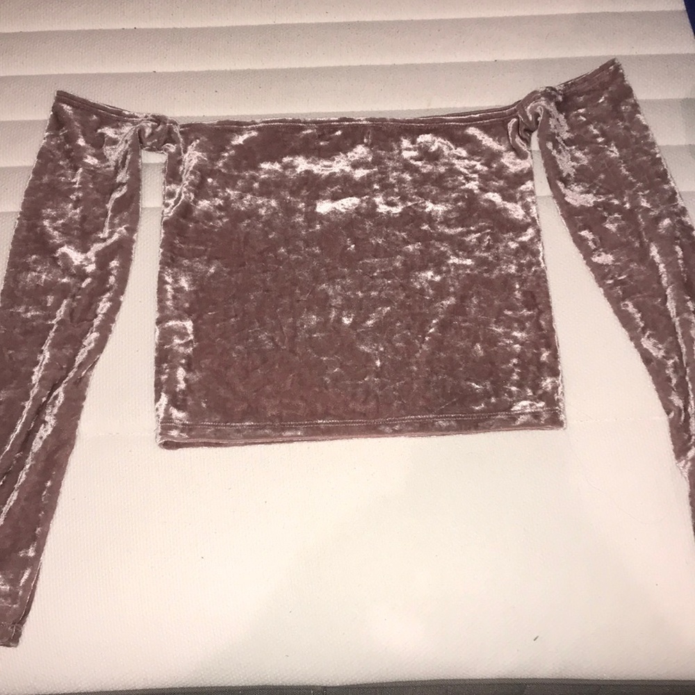 Velvet long sleeved crop top